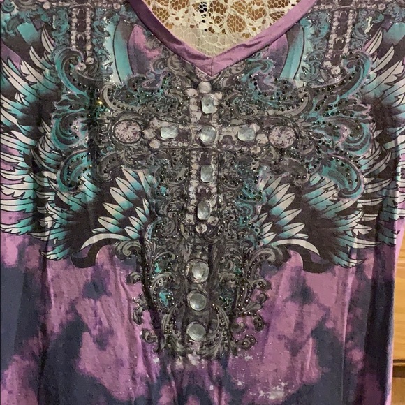 Tee Shirt - Picture 2 of 4